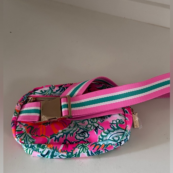 LILLY PULITZER Belt Bag Soleil Floral Zip Small Adjustable Jeanie Cosmetic NWOT - Picture 15 of 15